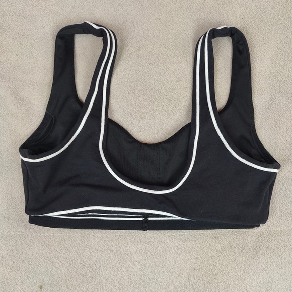 Alo Airbrush Heart Throb Sports Bra Womens XS Black White Pinstripe Yoga Gym - Picture 4 of 6